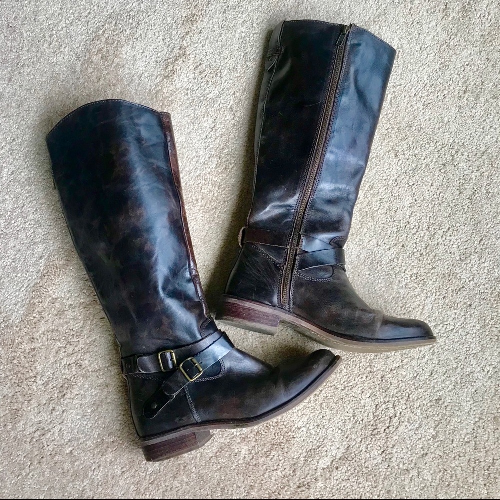 Hinge Leather boots, size 9/8.5
